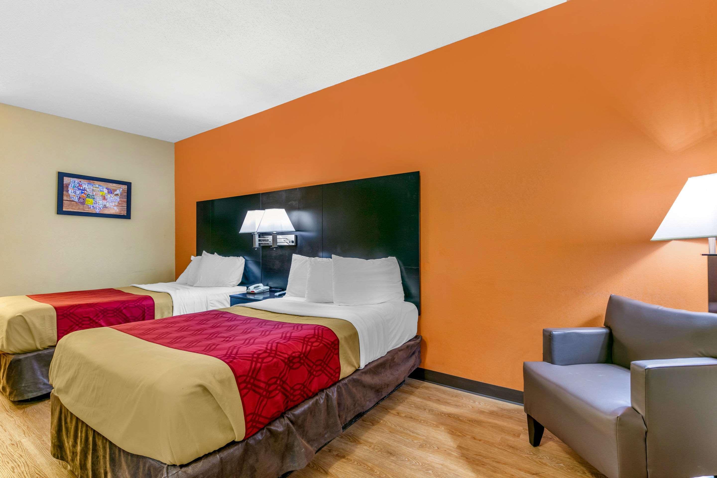 Econo Lodge Northport Экстерьер фото