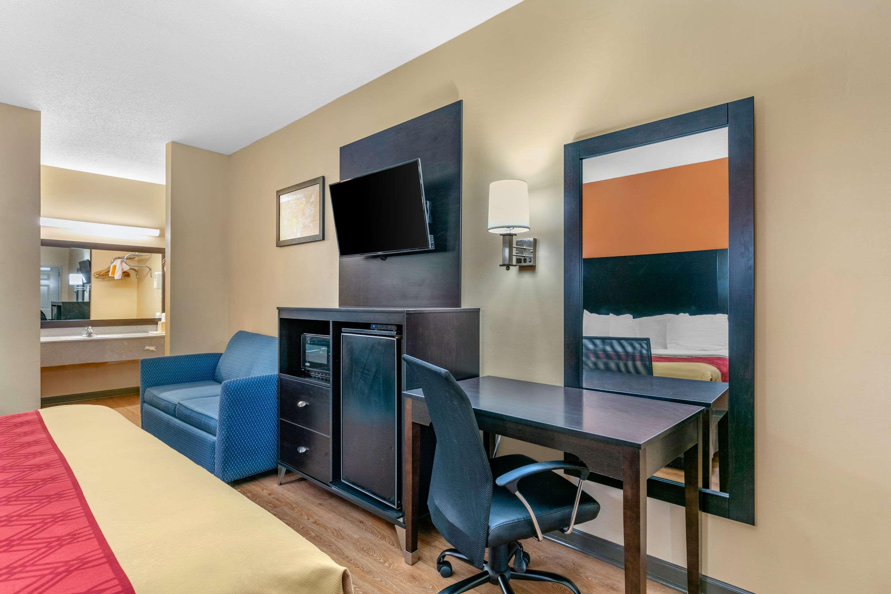 Econo Lodge Northport Экстерьер фото