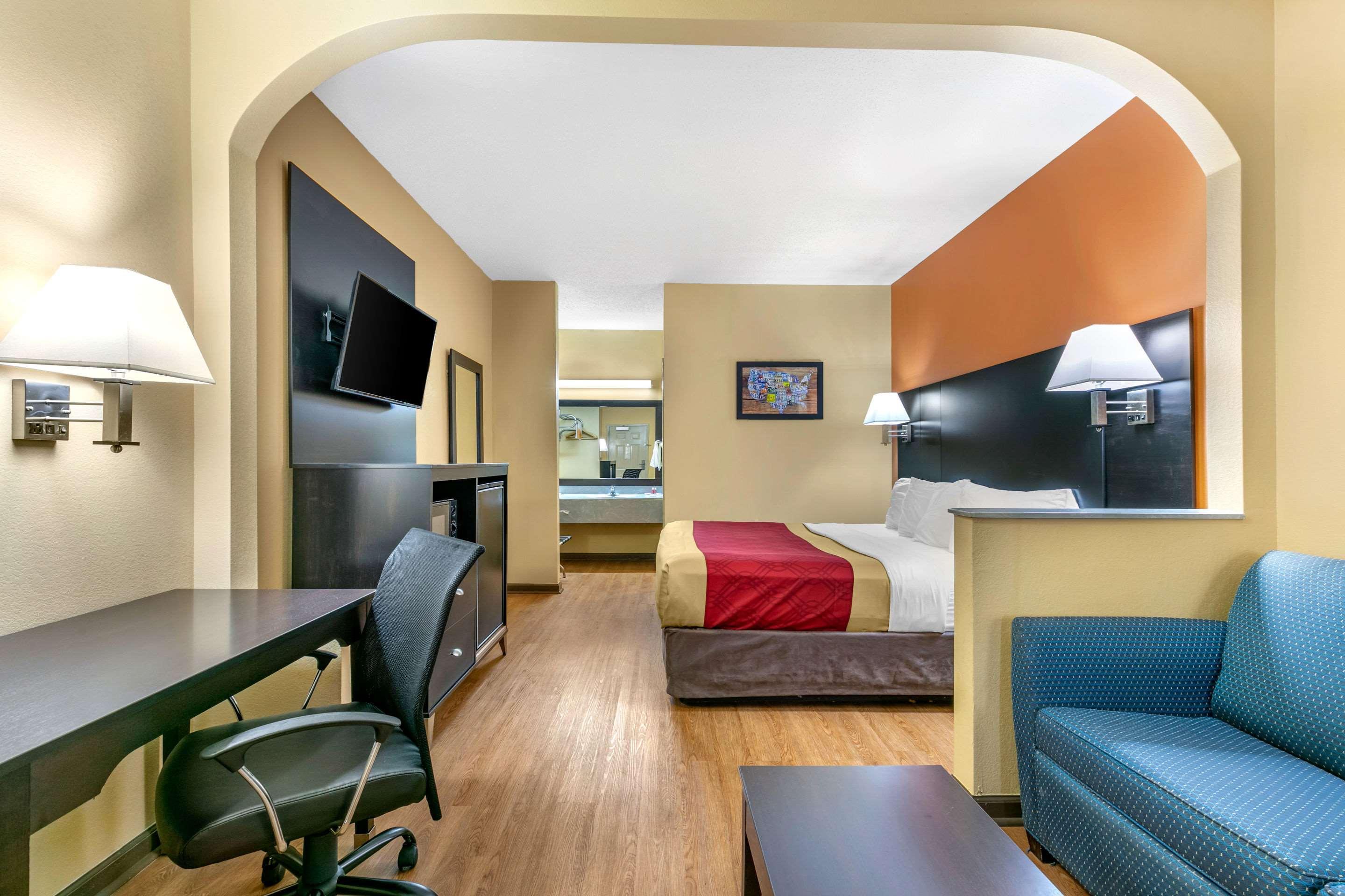 Econo Lodge Northport Экстерьер фото