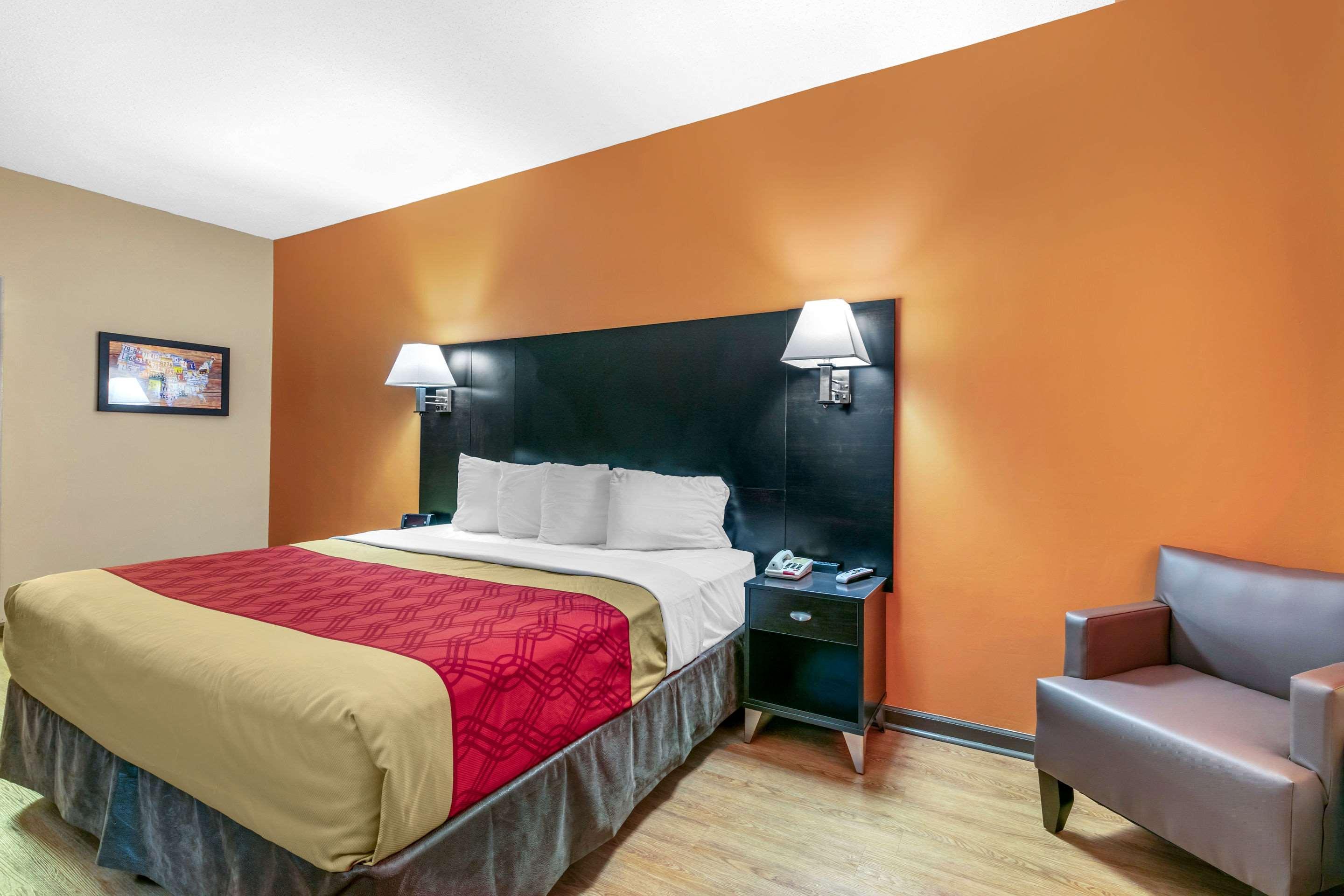 Econo Lodge Northport Экстерьер фото