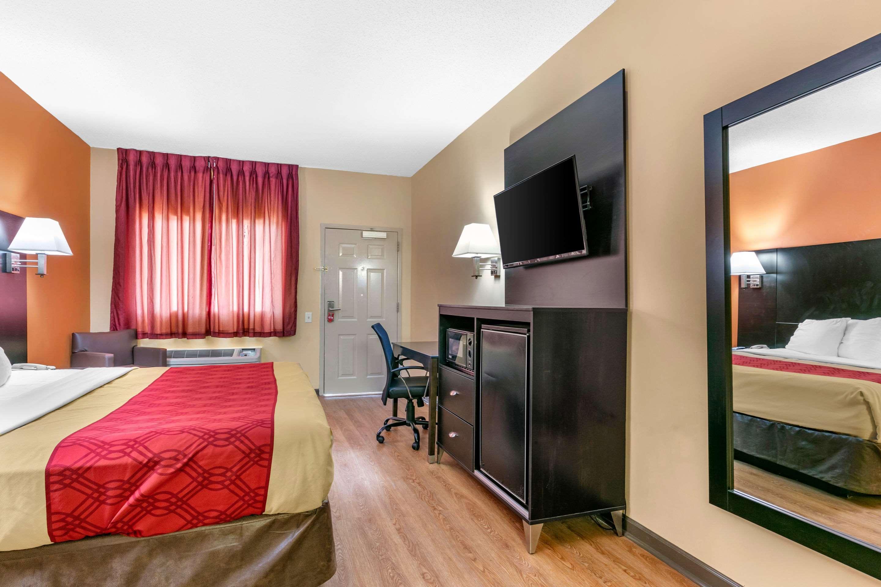 Econo Lodge Northport Экстерьер фото