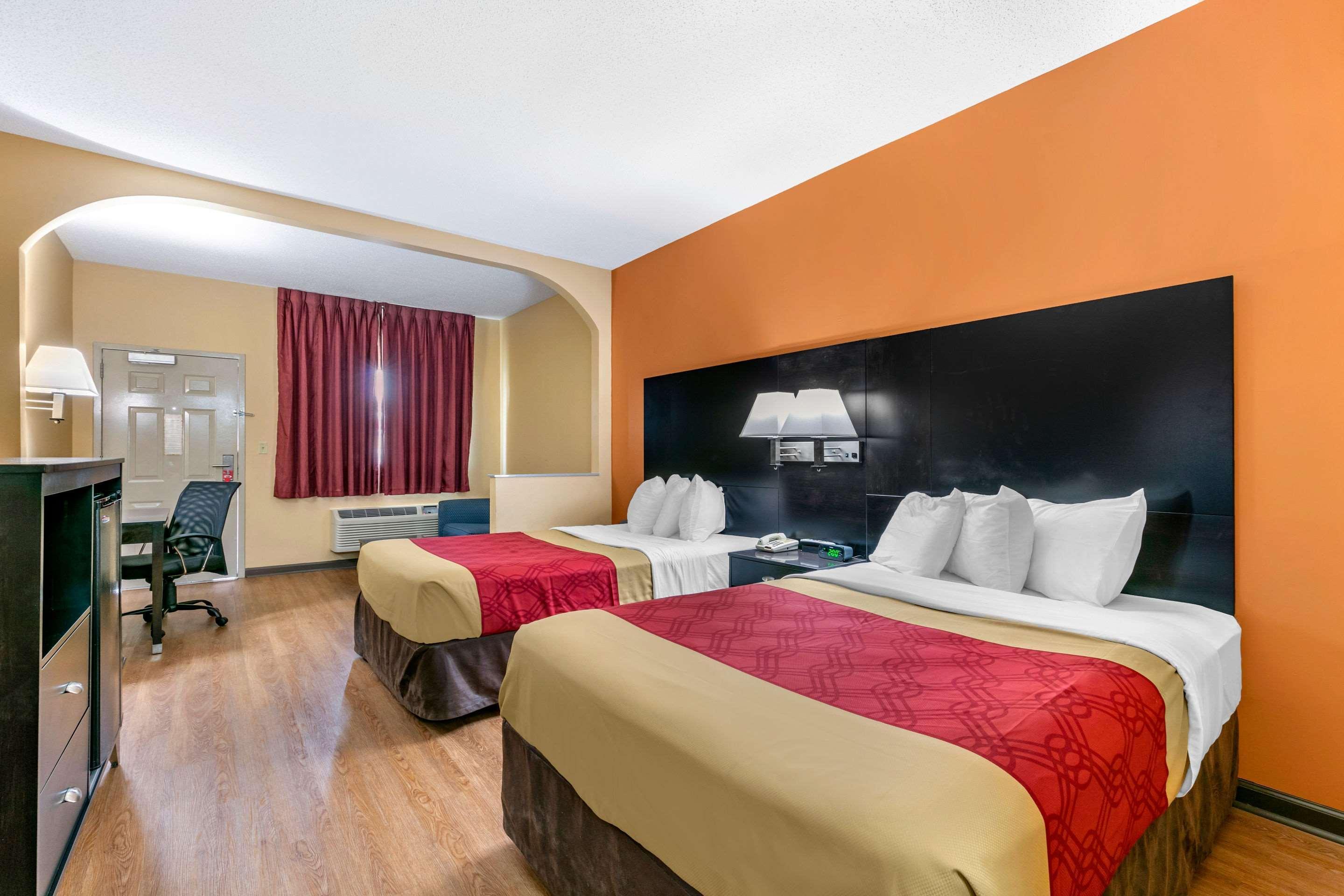 Econo Lodge Northport Экстерьер фото