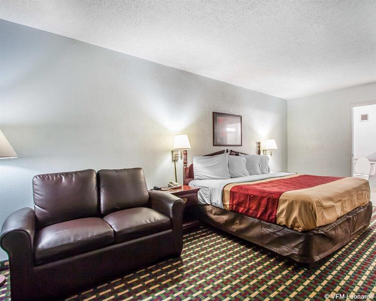 Econo Lodge Northport Экстерьер фото