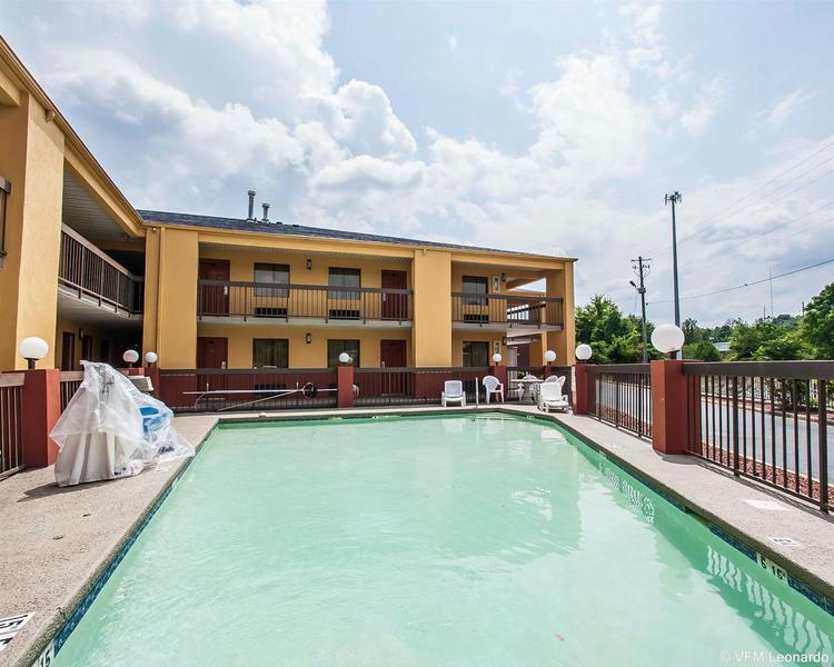 Econo Lodge Northport Экстерьер фото